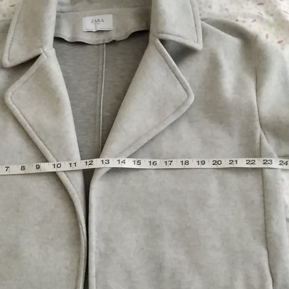 Zara Coat - Size Large - Picture 4 of 7